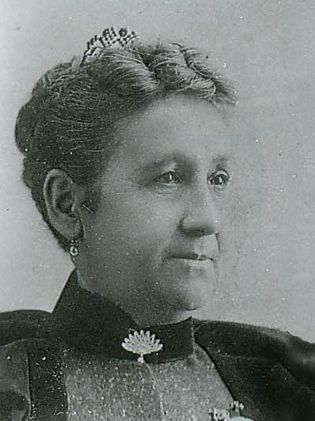 Lydia Pons (1839 - 1916) Profile